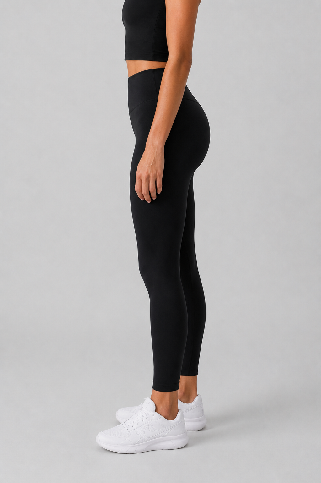 BaseForm Essential Leggings - Black